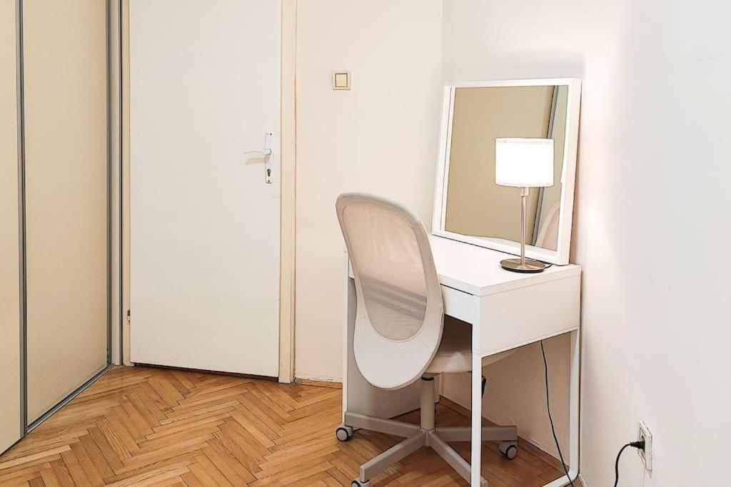 Filinhome Trg Mladenaca Novi Sad Exterior photo